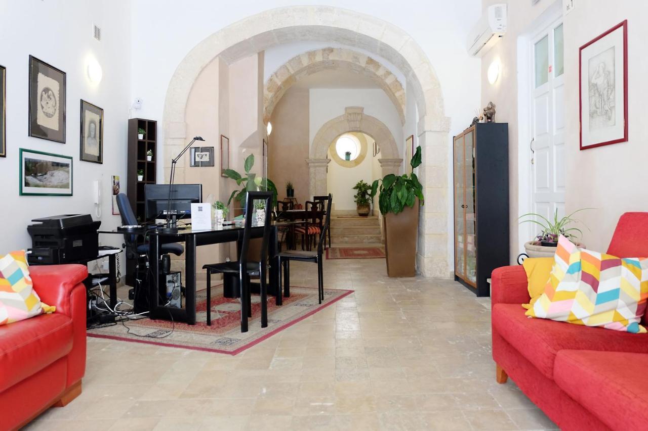 Nuova Mastrarua Rooms Syracuse Luaran gambar
