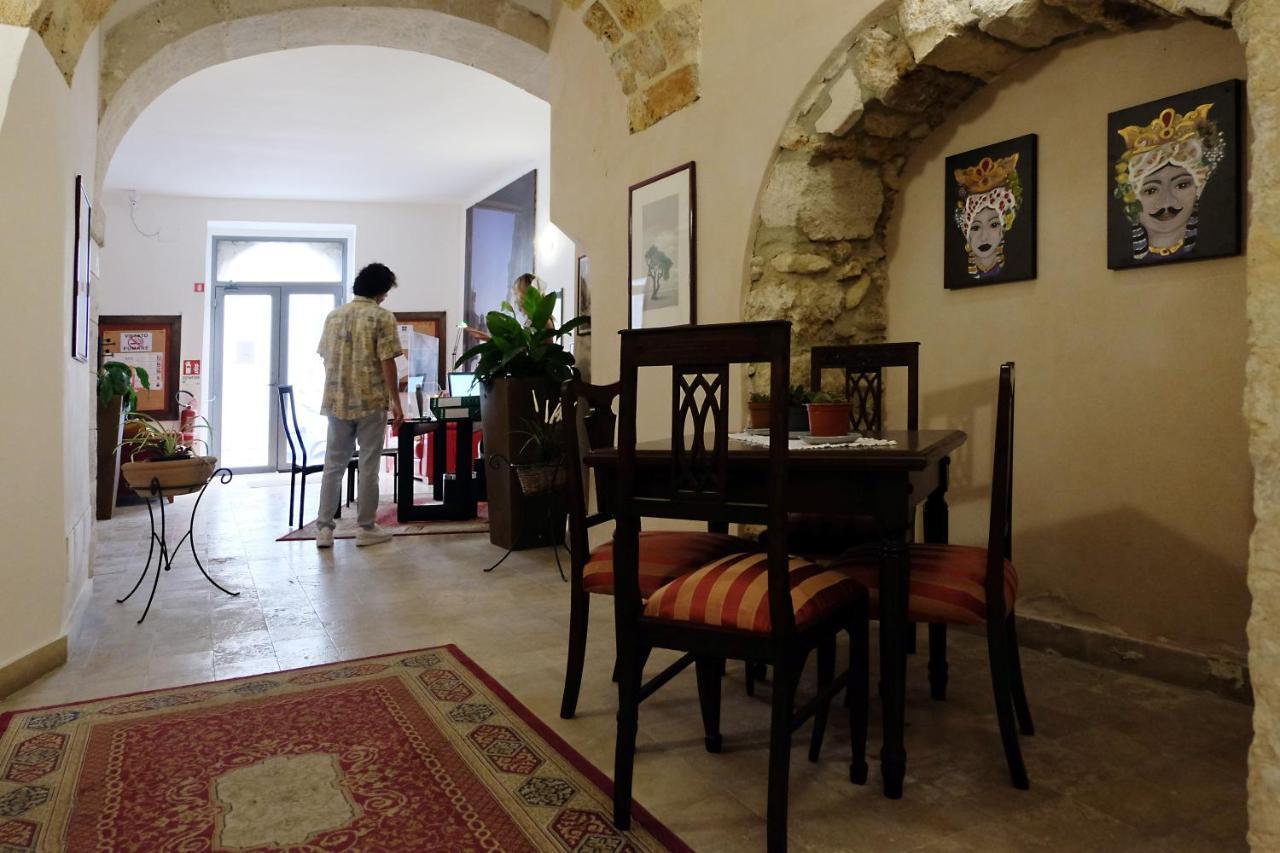 Nuova Mastrarua Rooms Syracuse Luaran gambar